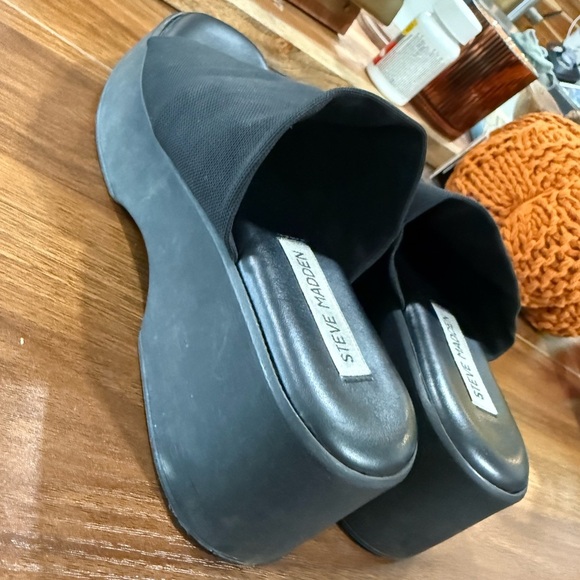 Steve Madden slinky 30 sandal - Picture 4 of 4